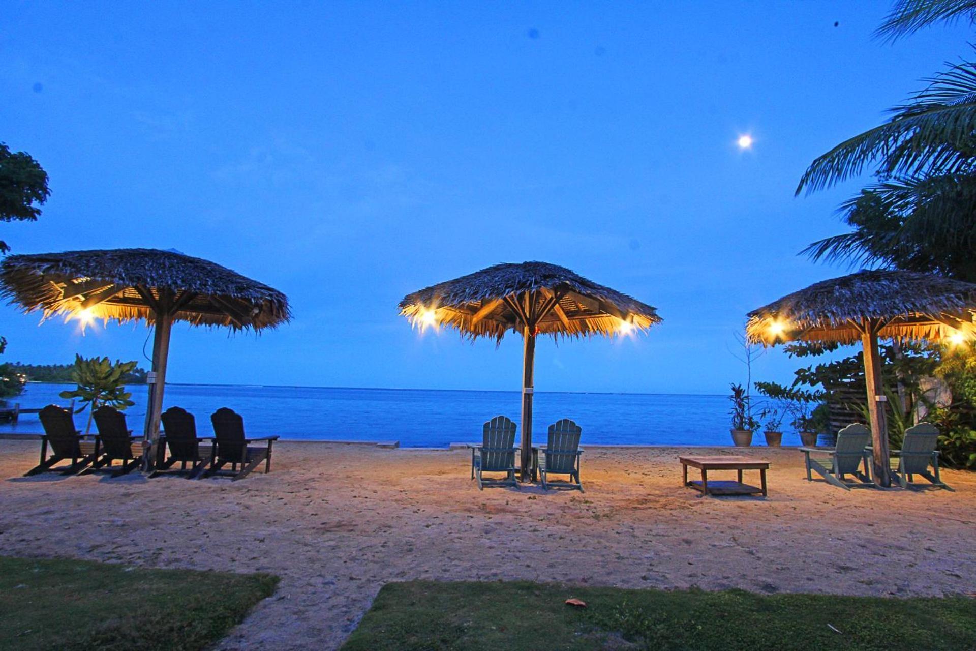 Jonas And Twins Resort Генерал-Луна Экстерьер фото
